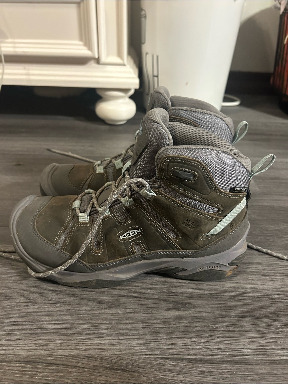 Keen Women's Olive Gray Hiking Boots with Mint Trim